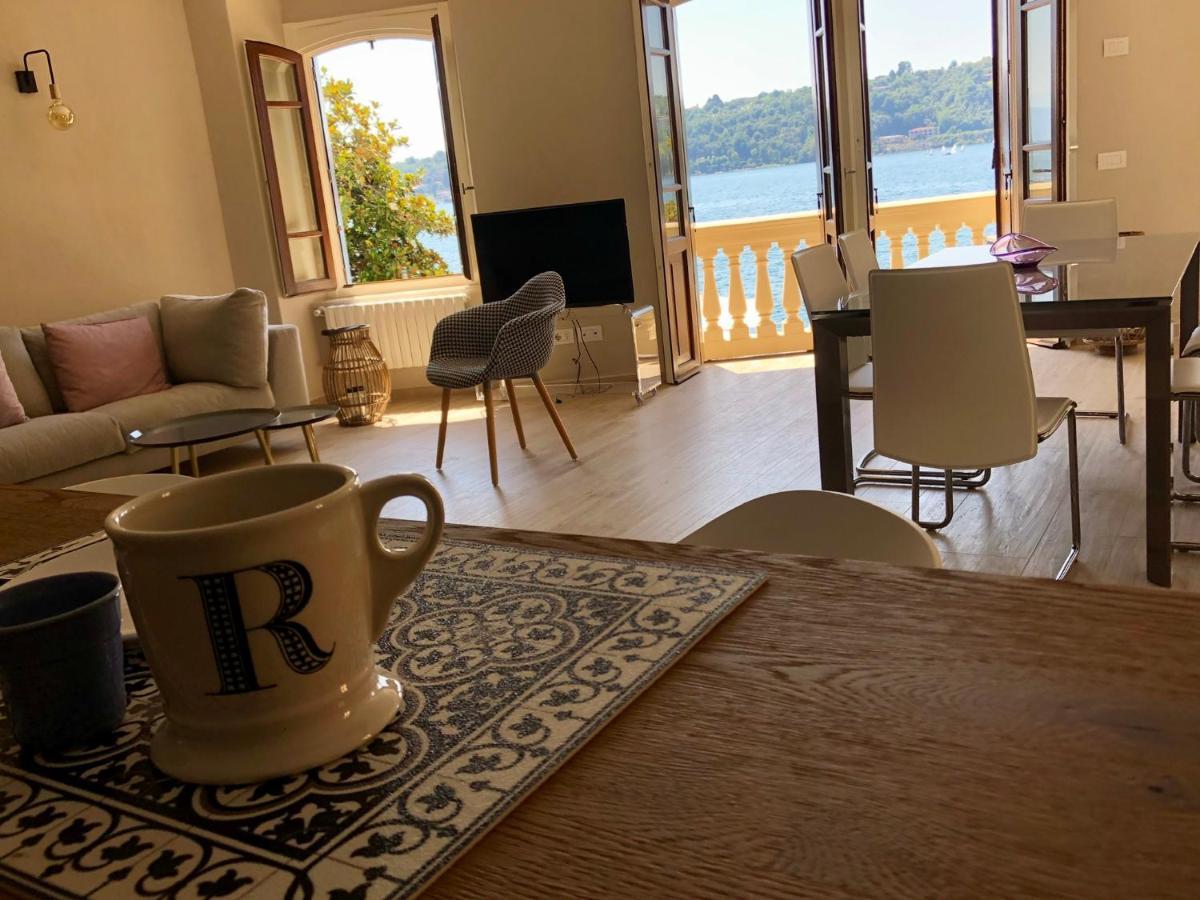 Casa Elisabetta, Affacciata Sul Golfo Apartment Salo Bagian luar foto
