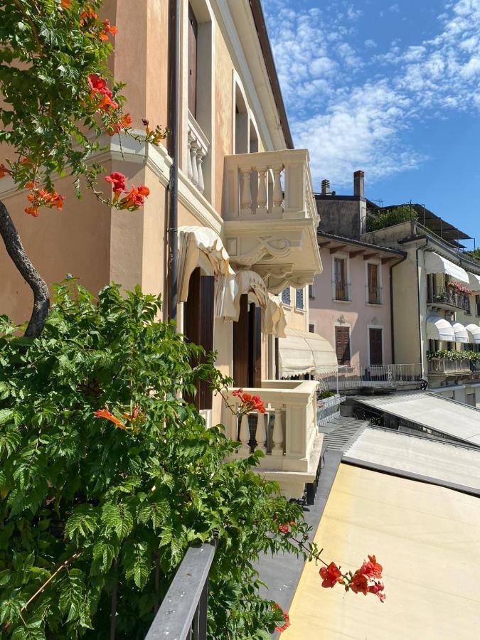 Casa Elisabetta, Affacciata Sul Golfo Apartment Salo Bagian luar foto