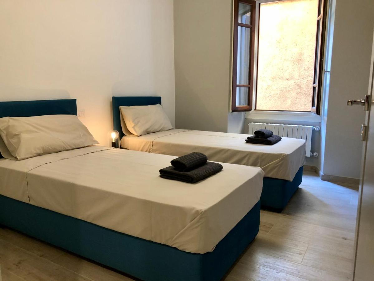 Casa Elisabetta, Affacciata Sul Golfo Apartment Salo Bagian luar foto